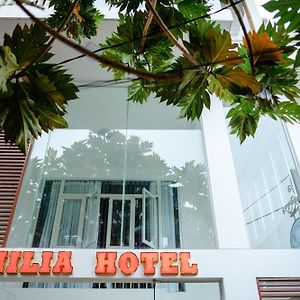 Familia Hotel
